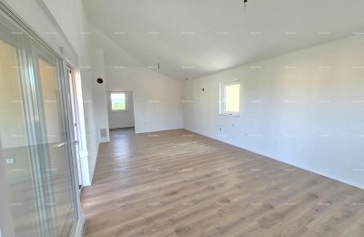 Spacious apartment in Fažana, close to the center and the sea, perfect for living or vacation!