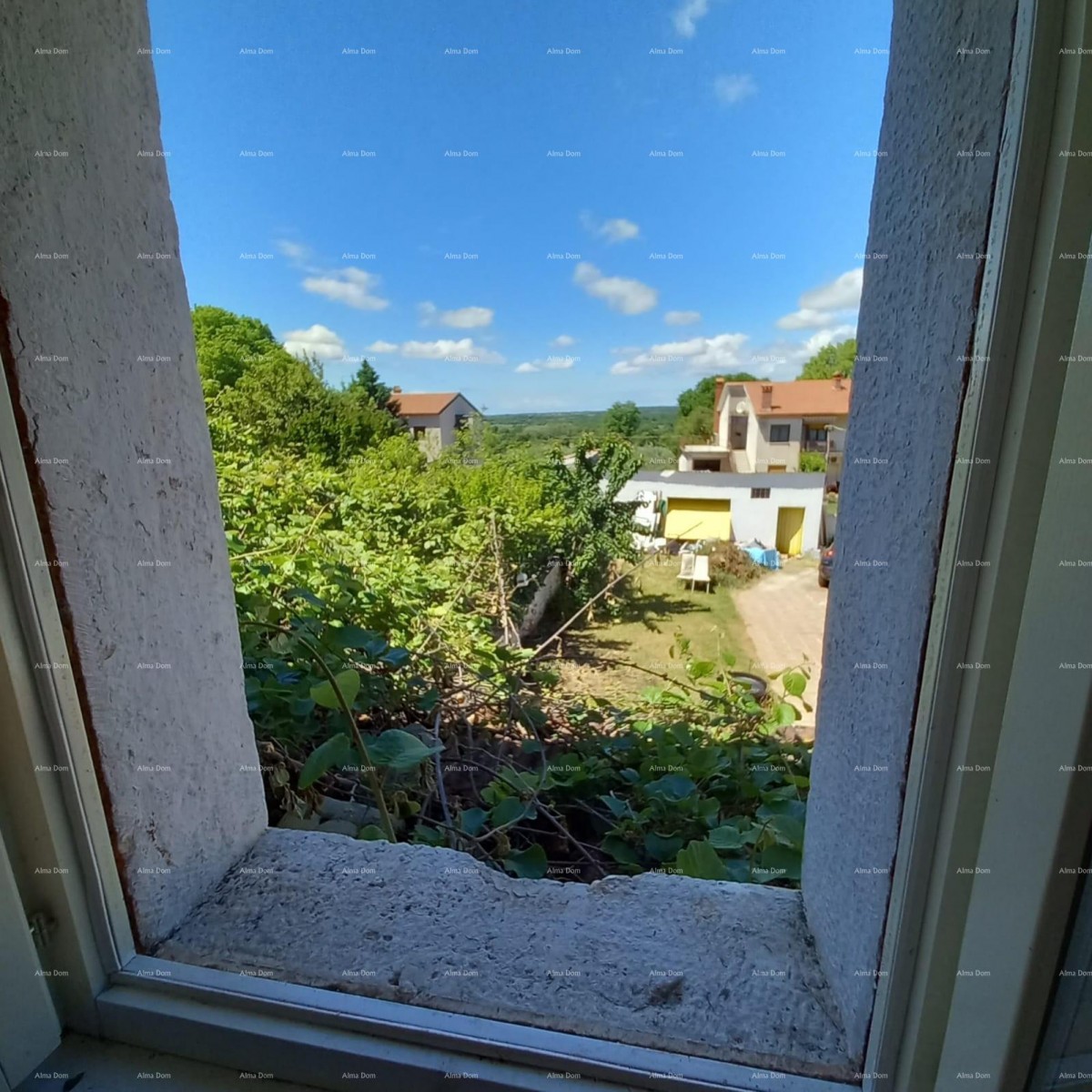 In vendita: affascinante casa istriana con ampio cortile – Valtura 16