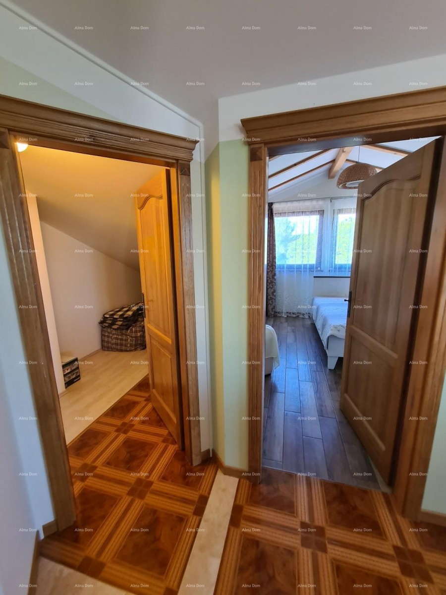 Трехэтажная квартира с террасой на крыше! 100 метров до моря. 32