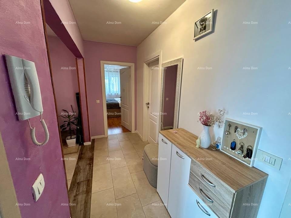 Prodaja stanovanja – 65 m², Novigrad 17