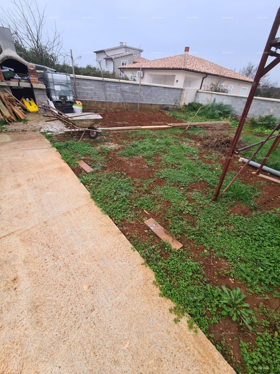 PULA!  HOUSE FOR SALE – QUIET LOCATION. 13