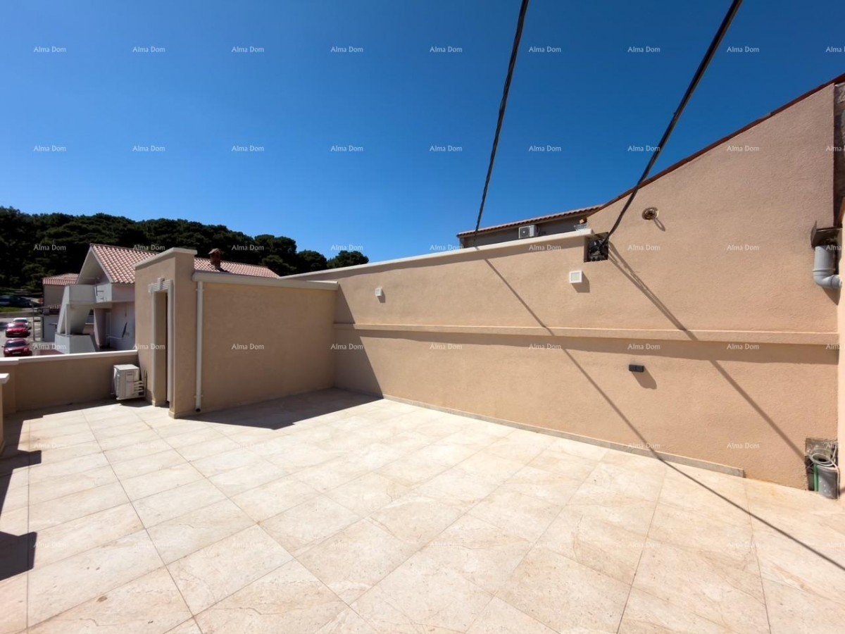 Стан вблизи Пулы с большой террасой! 27