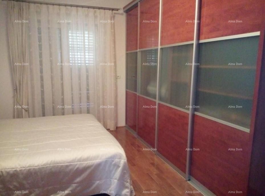 House with 5 apartments for sale with sea view, Premantura 14