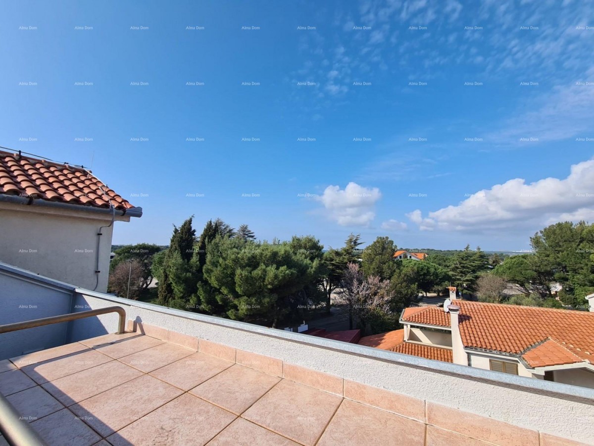 Excellent opportunity! Apartment for sale in a prime location, Medulin! Just a five-minute leisurely walk to the sea and beaches. Immediate proximity to the campsite. 4