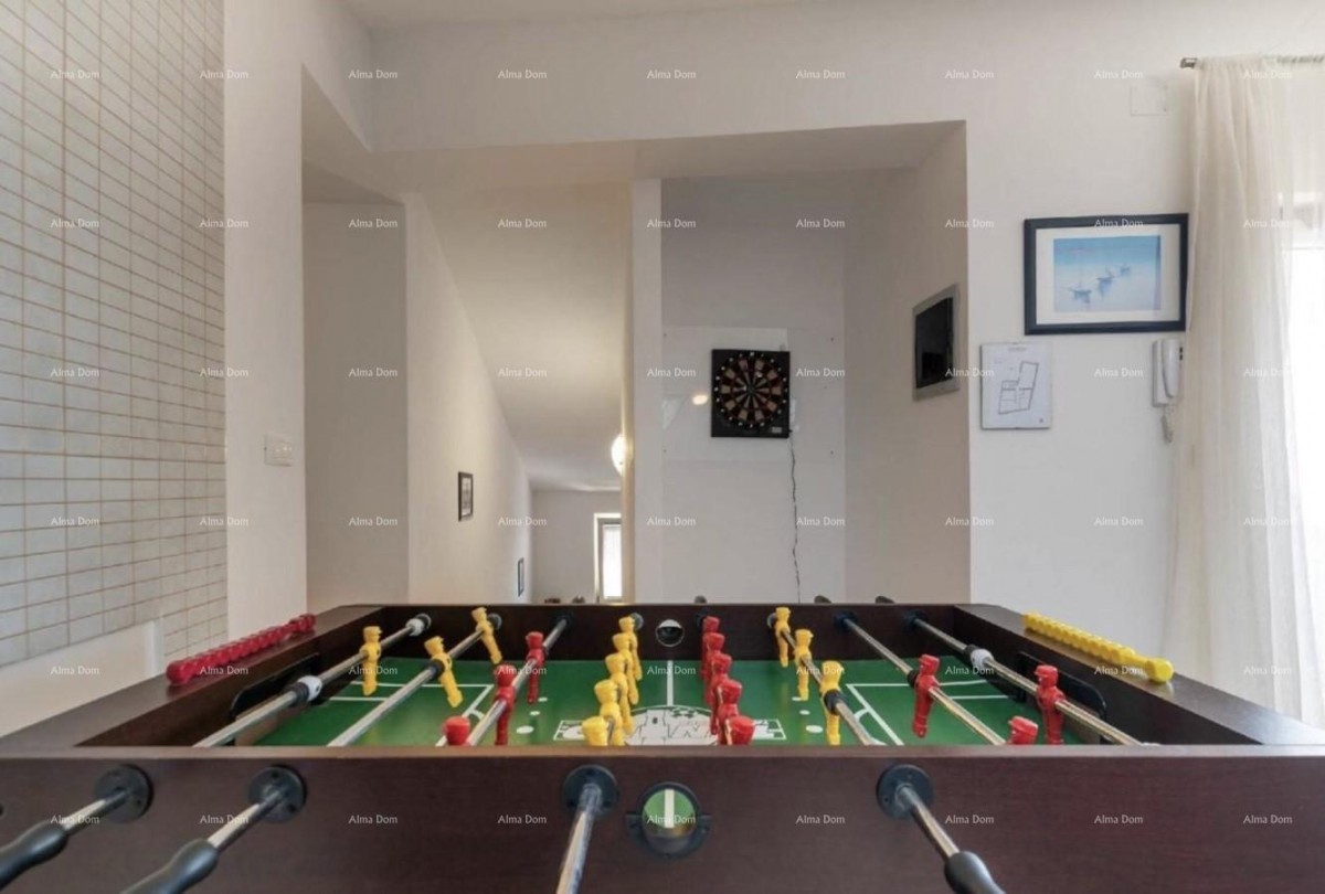 Una bellissima villa con piscina a Dignano è in vendita 14