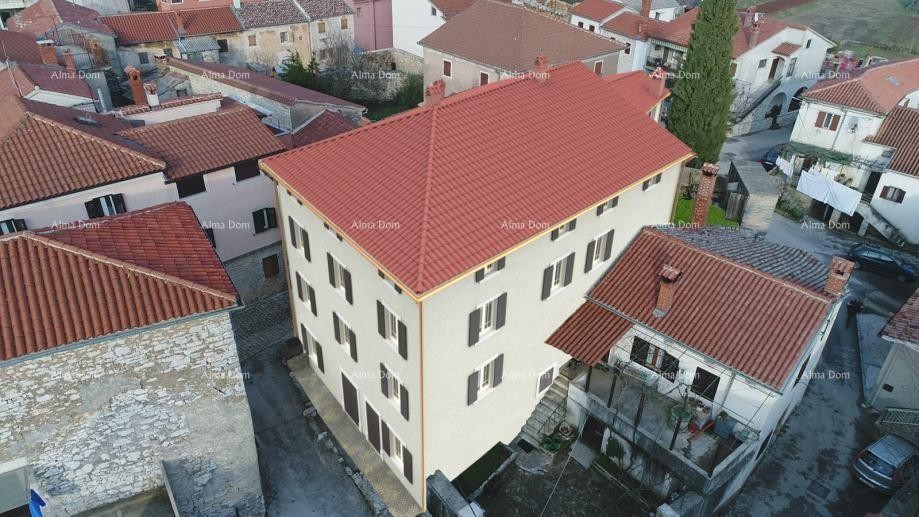 NA PRODAJ KUĆA ZA NALOŽENJE – CENTAR ŽMINJA – 546 m² 2
