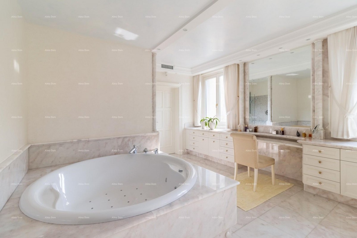 Umag Crveni Vrh Luxury villa, first row from the sea !Umag Crveni Vrh. 17