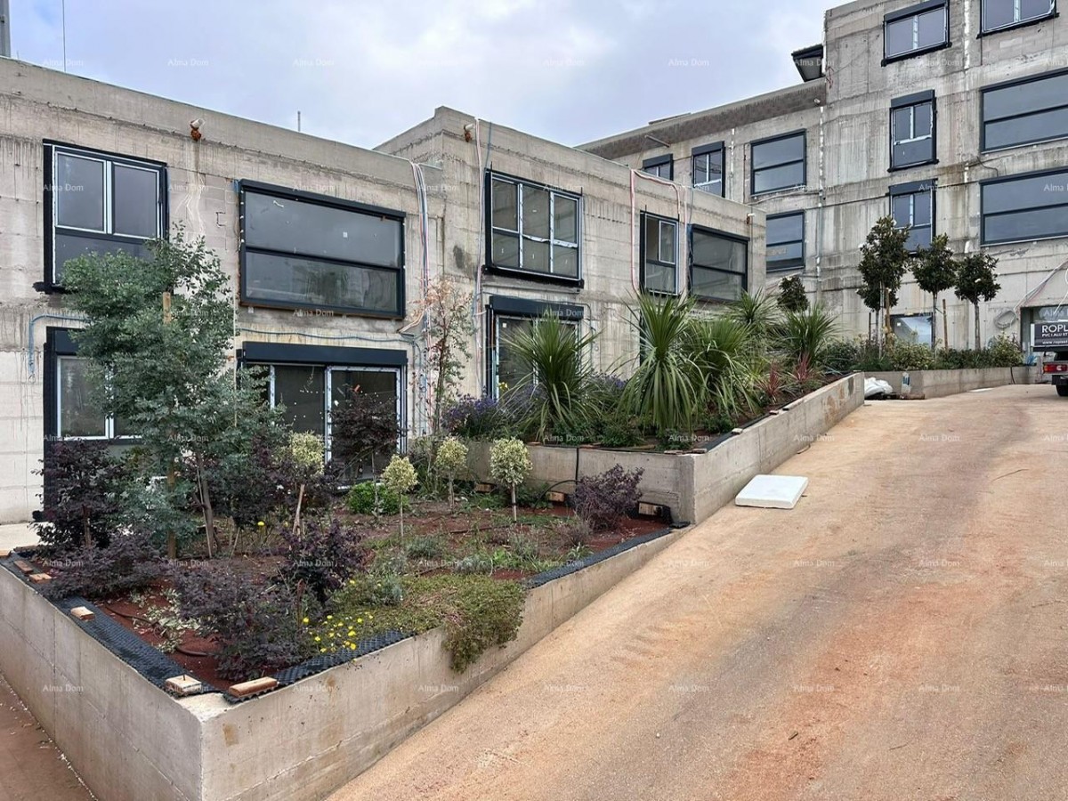 Appartamenti in vendita in un nuovo progetto commerciale e residenziale, Parenzo, J02-edificio J 2