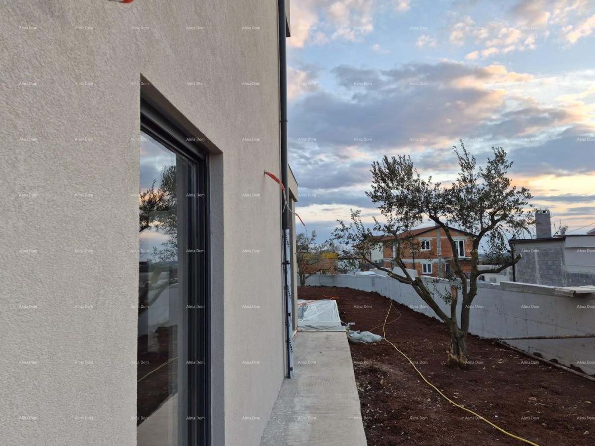 GALIŽANA - Sale of a modern house with a pool, jacuzzi, and sea view! 14