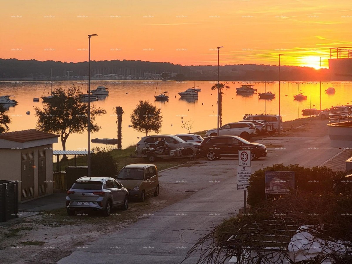 Medulin, Burle, apartment 50 m from the sea with a view! 1