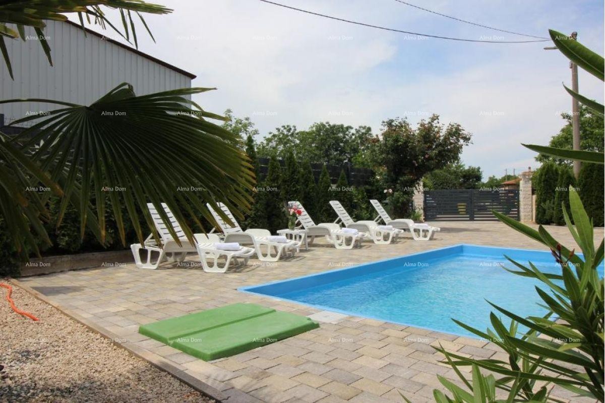 POREČ AREA – Luxuriously furnished ground floor house with a pool on a spacious property 3