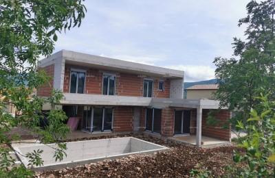 A beautiful new house. Labin