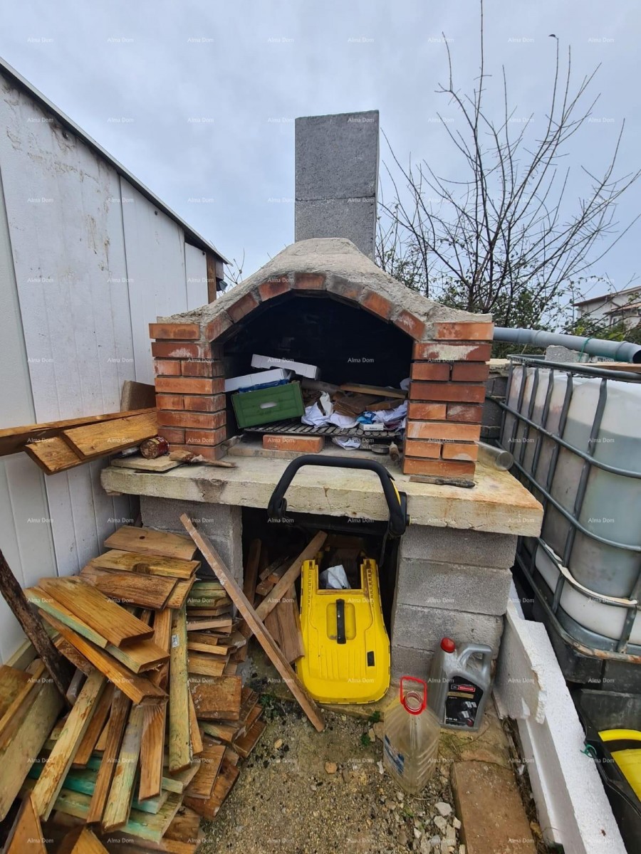 PULA!  HOUSE FOR SALE – QUIET LOCATION. 15