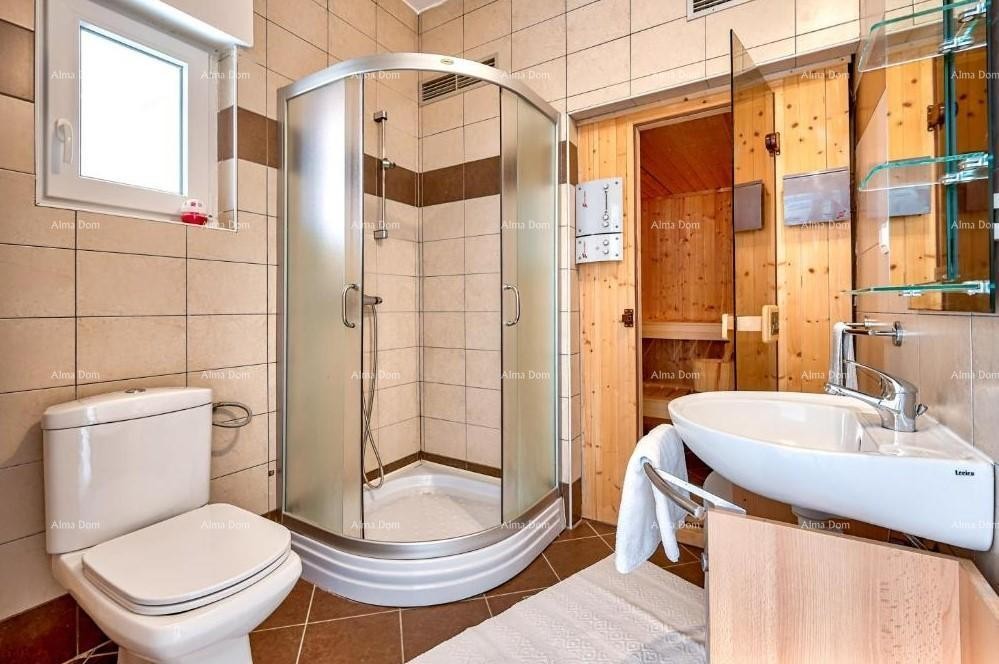 Prodaja kuće s bazenom i pogledom na more – Ližnjan 21