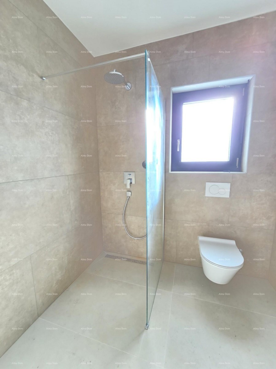 Two-bedroom apartment with a garden near the sea. MEDULIN. 9