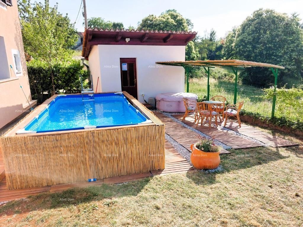 House Karojba 19