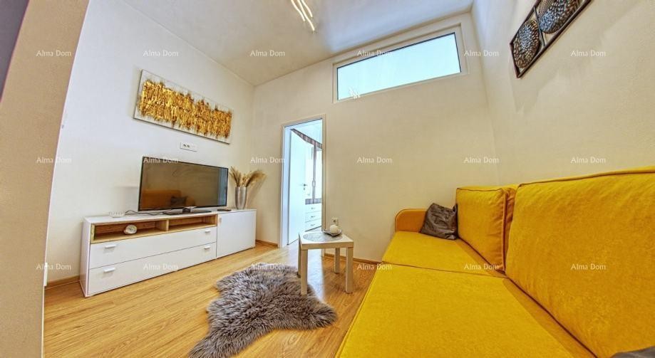 Pula, 2-sobni apartma v centru, 31 m² + terasa in vrt 2