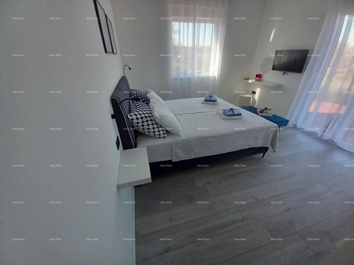 V okolici Marčane je naprodaj enonadstropna hiša z bazenom 17