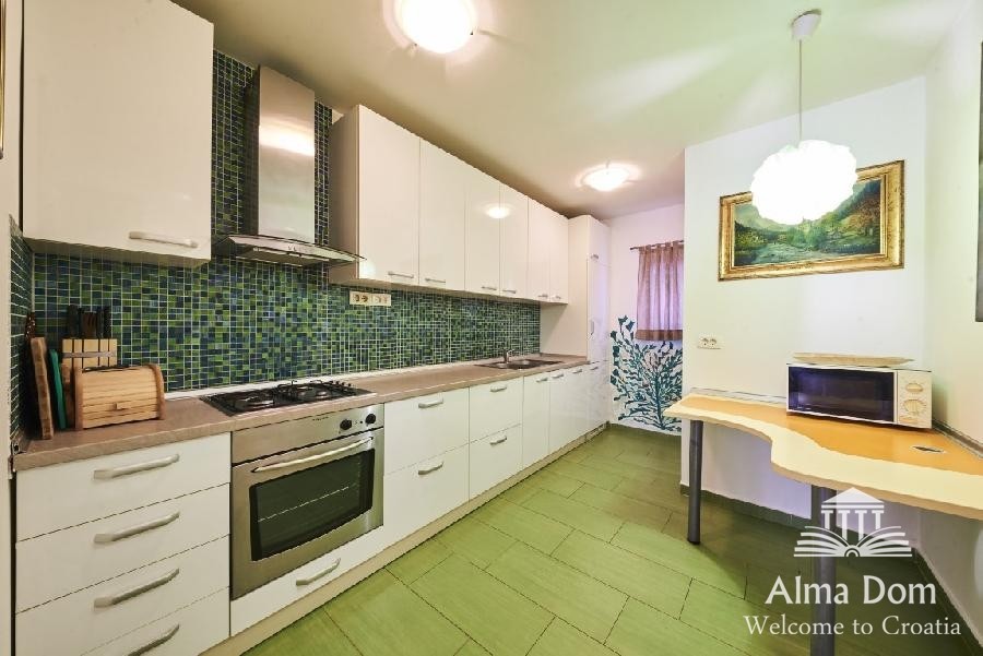 Kuća , blizina grada Umaga. 12