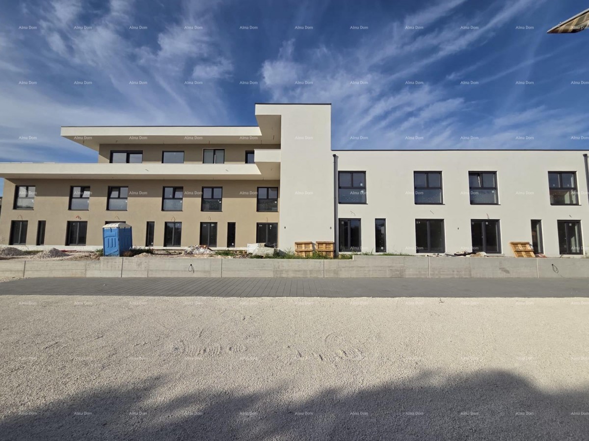 PREMANTURA – penthouse with a private entrance and sea view 9