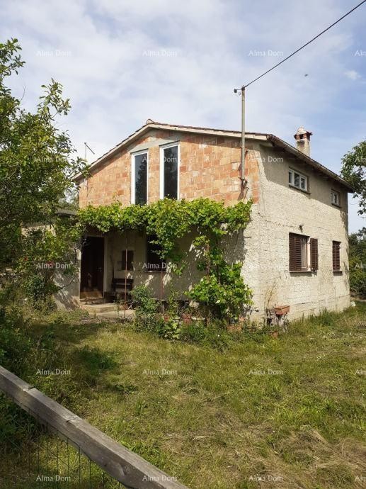 Prodaja hiše z dvema gradbenima parcelama – Tinjan 8