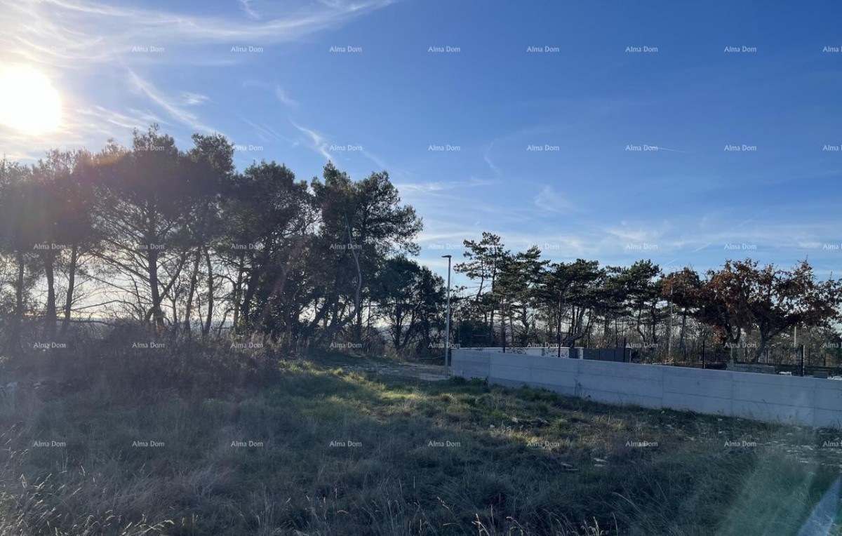 Jurcanija, Buje. Building land with a panoramic view 1