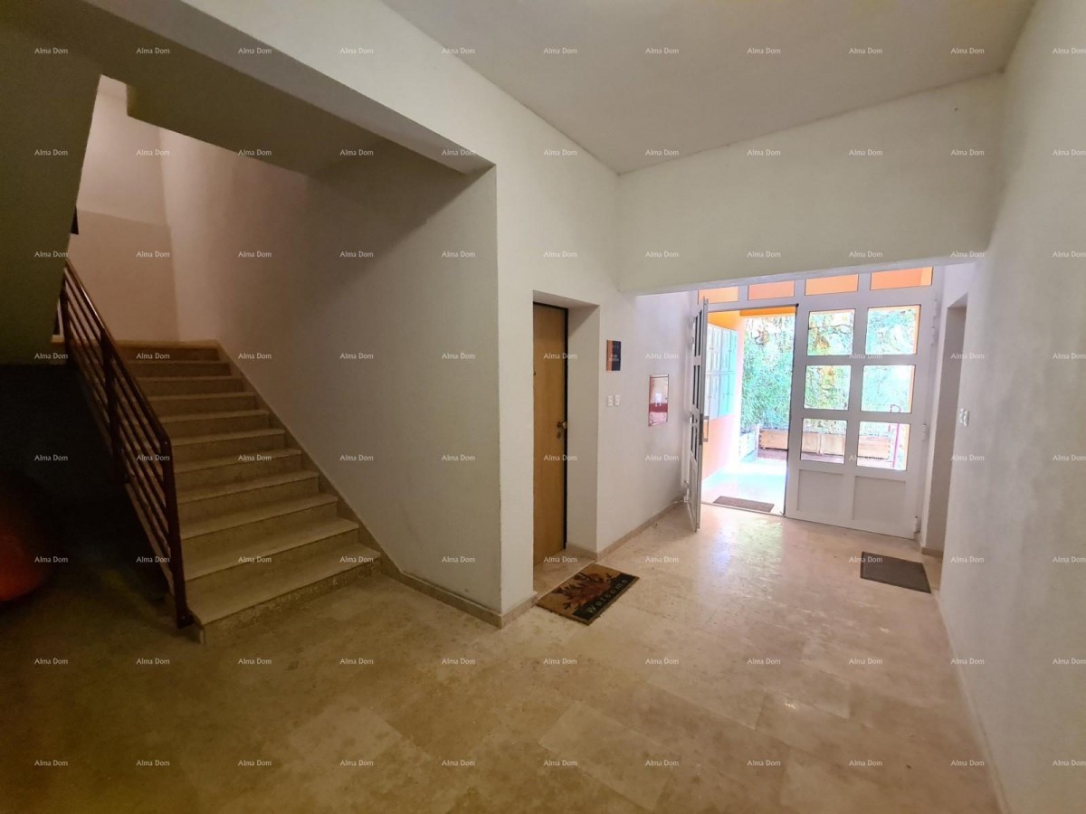 Apartman sa otvorenim  pogledom na uvalu i more. 5