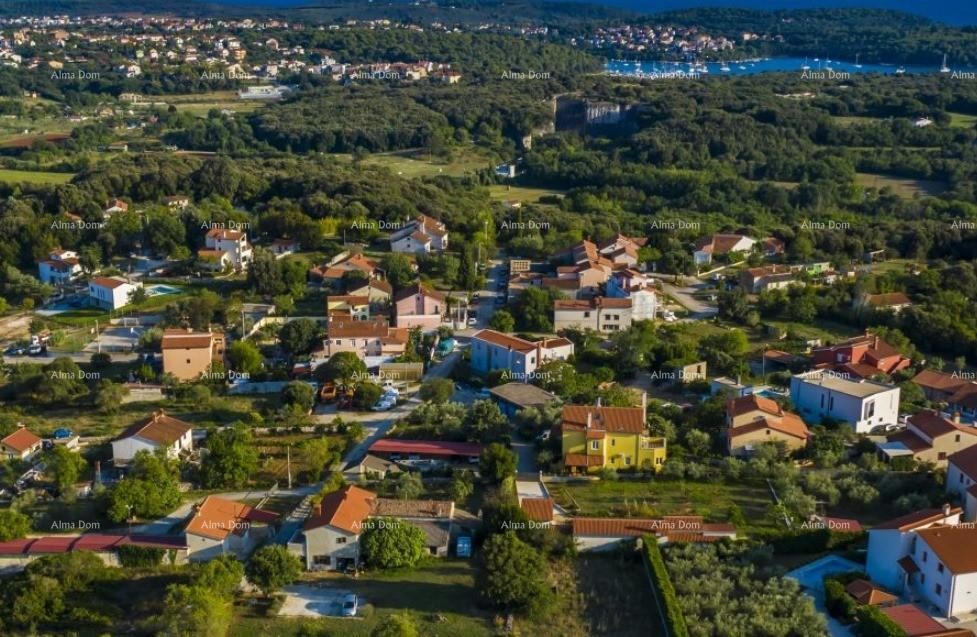 Terreno edificabile Vintijan – 800 m2 – lungo la strada 4