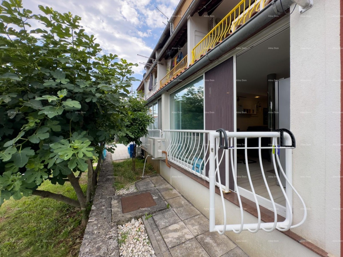 For sale: renovated apartment in Duga Uvala! 23