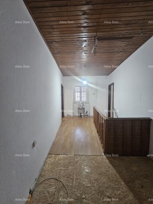 Barban – casa con cortile recintato 12