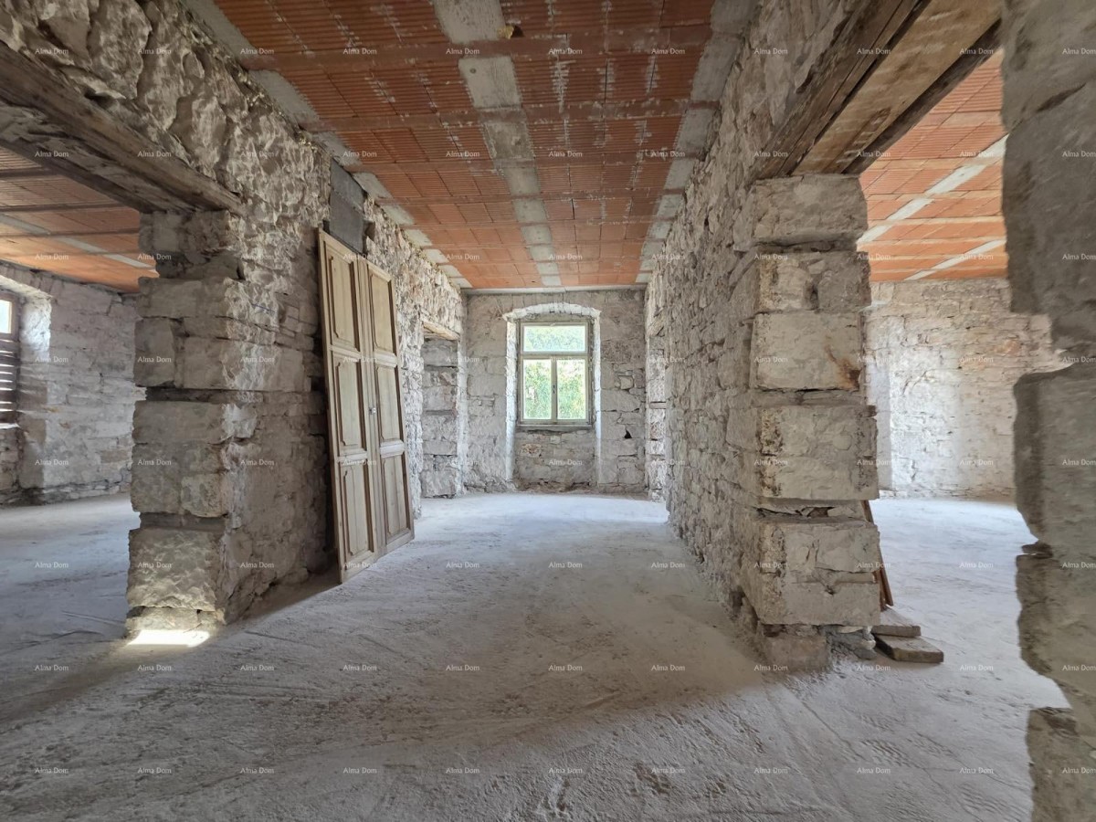 KUĆA U MUTVORANU – 300+ m² IN ZEMLJIŠČE 2.980 m² 9