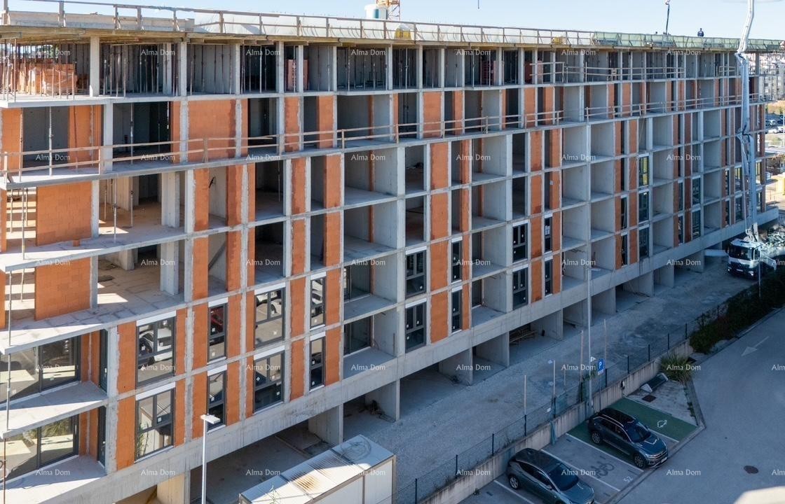 Pula, nuovo progetto! Edificio residenziale moderno con ascensore, vicino al centro. Vendita di appartamento con posto auto e cantina. S53 12