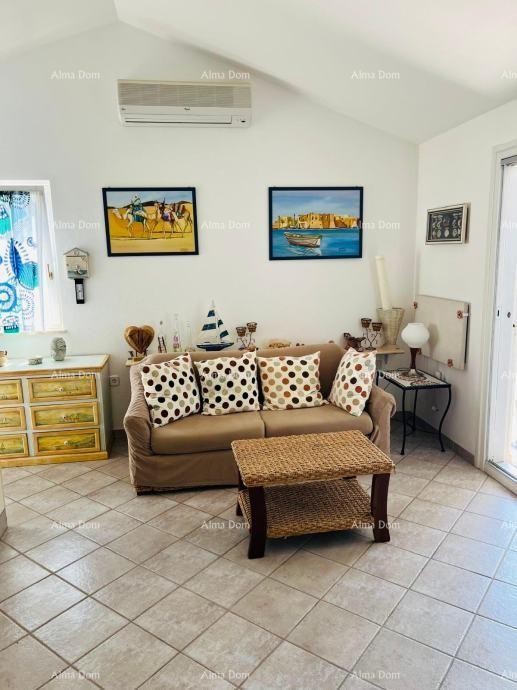 UMAG – FURNISHED APARTMENT 90 m², 30 m FROM THE SEA, WITH GARDEN AND SEA VIEW 5