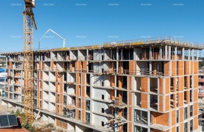 REZERVIRAN!!! Moderna zgradba z dvigalom v gradnji, blizu centra. S21