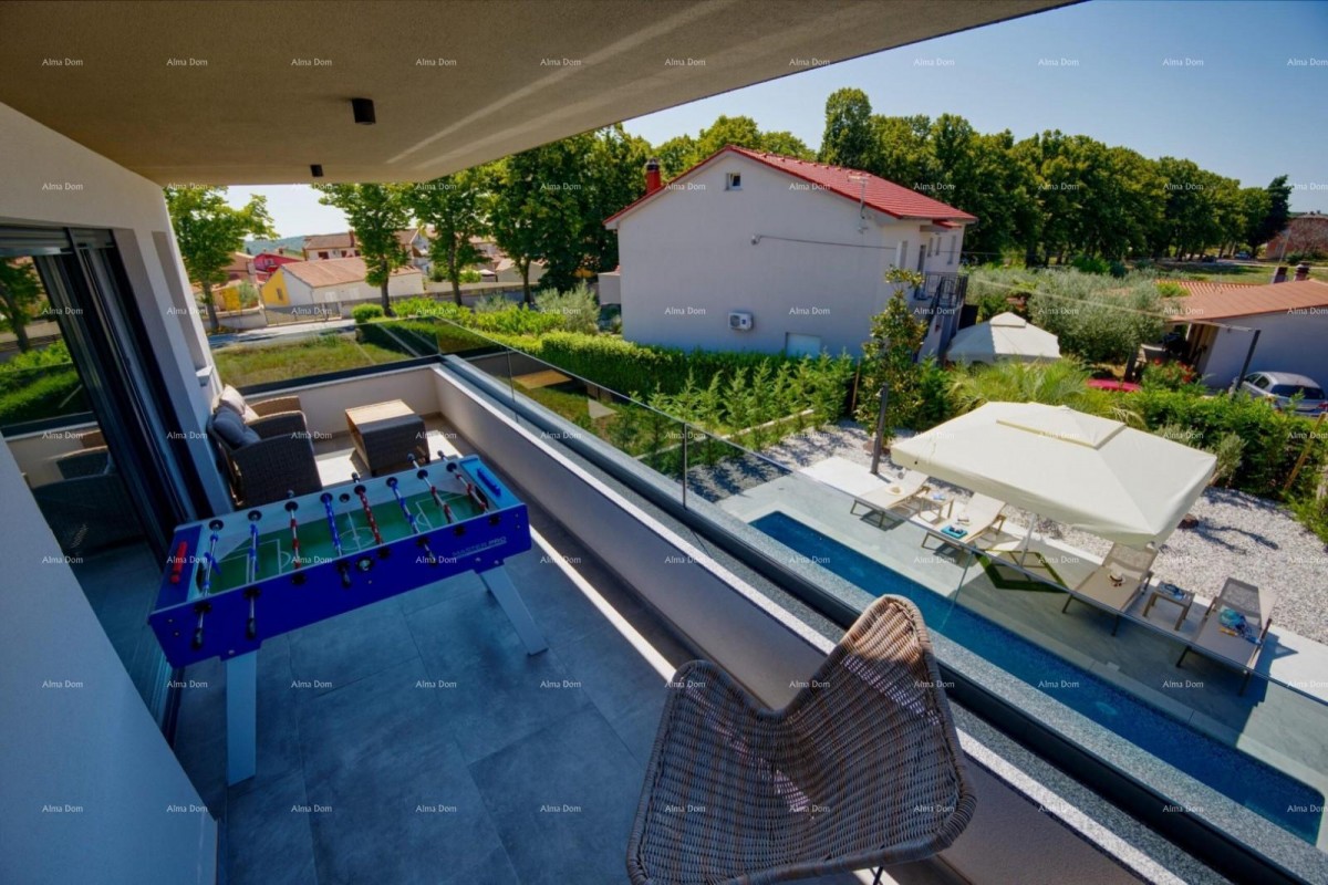 Moderna villa s bazenom i saunom, Marčana! 28