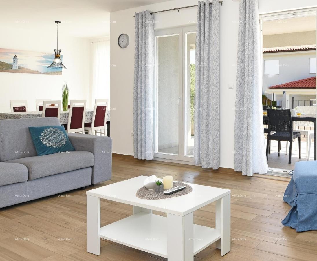 Raša – Villa con piscina privata e giardino 17