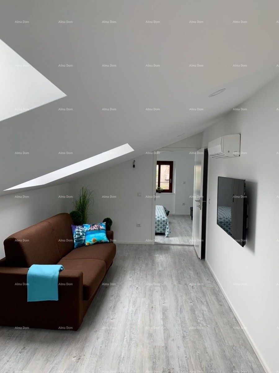 Čudovita hiša s tremi etažiranimi apartmaji v starem mestnem jedru Poreča! 44