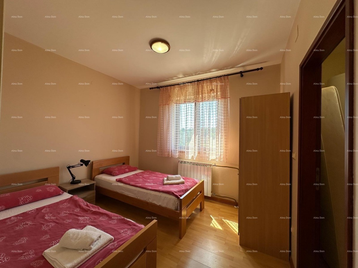Prodajemo kuću sa pet apartmana na odličnoj lokaciji! 18