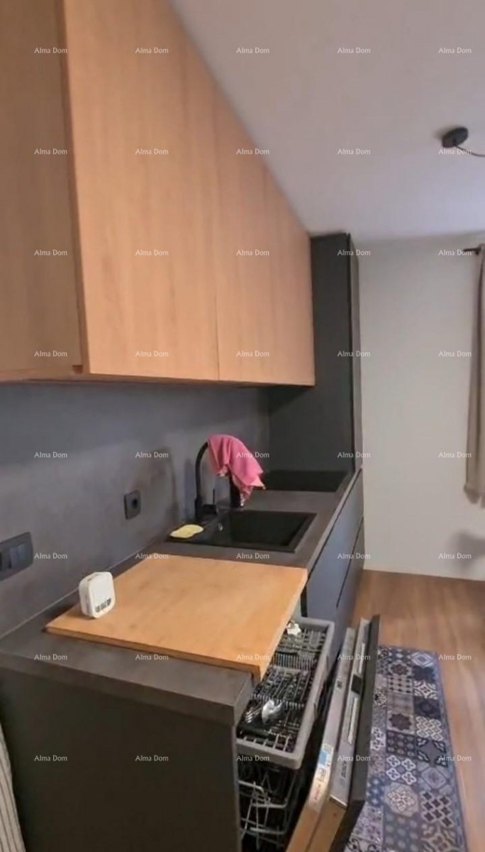 Moderan stan u prizemlju, Karigador, samo 350 m od mora! 15