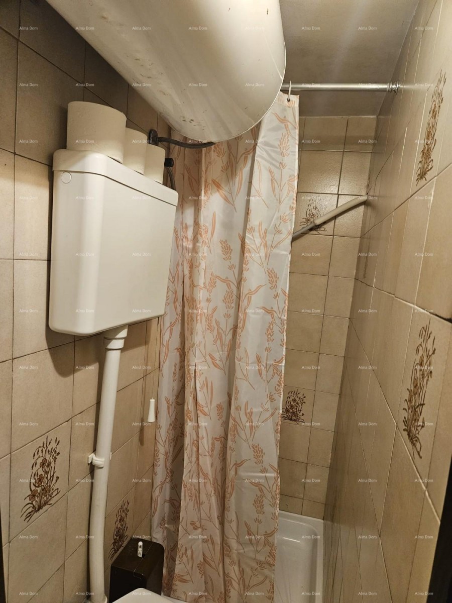 Перо́ж! Дом в ряду! 13