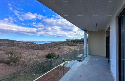 Čudovito trisobno stanovanje, Labin.