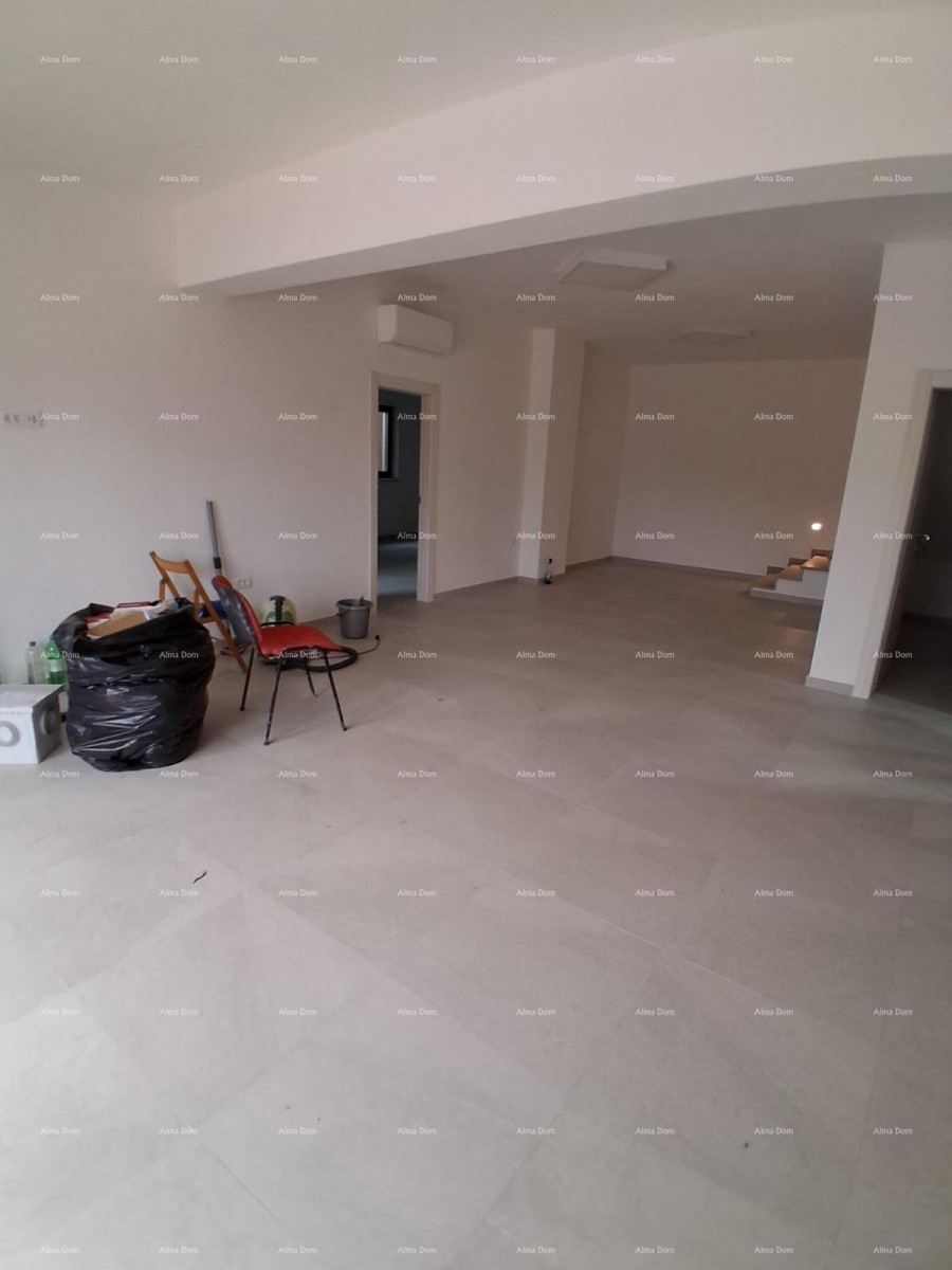 Продажа - роскошный дом на большом участке с бассейном, спа-салоном и тренажерным залом, Пореч! 16