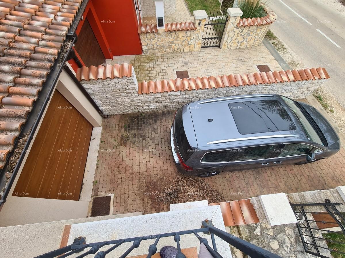 Near the town of Vodnjan, holiday home with swimming pool 31