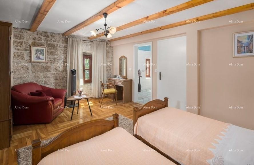 Продается дом с бассейном, Тиньян 12