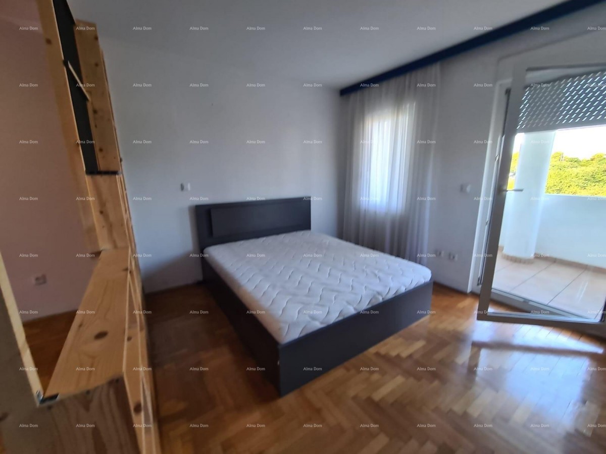 For sale: Apartment in an excellent location in Pula-Veruda, close to the sea! 17