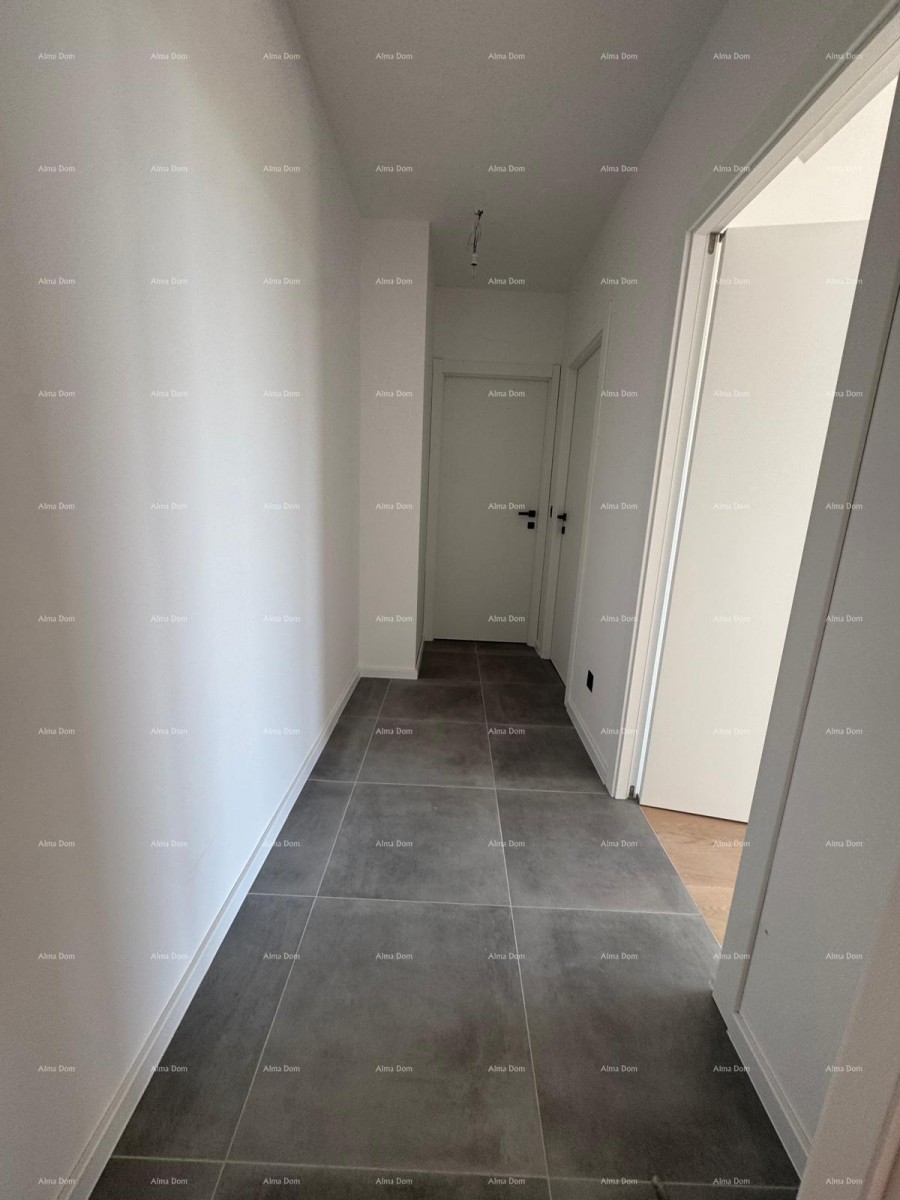 UMAG – New Construction! Apartment in a Modern Residential Complex, 1-21 19