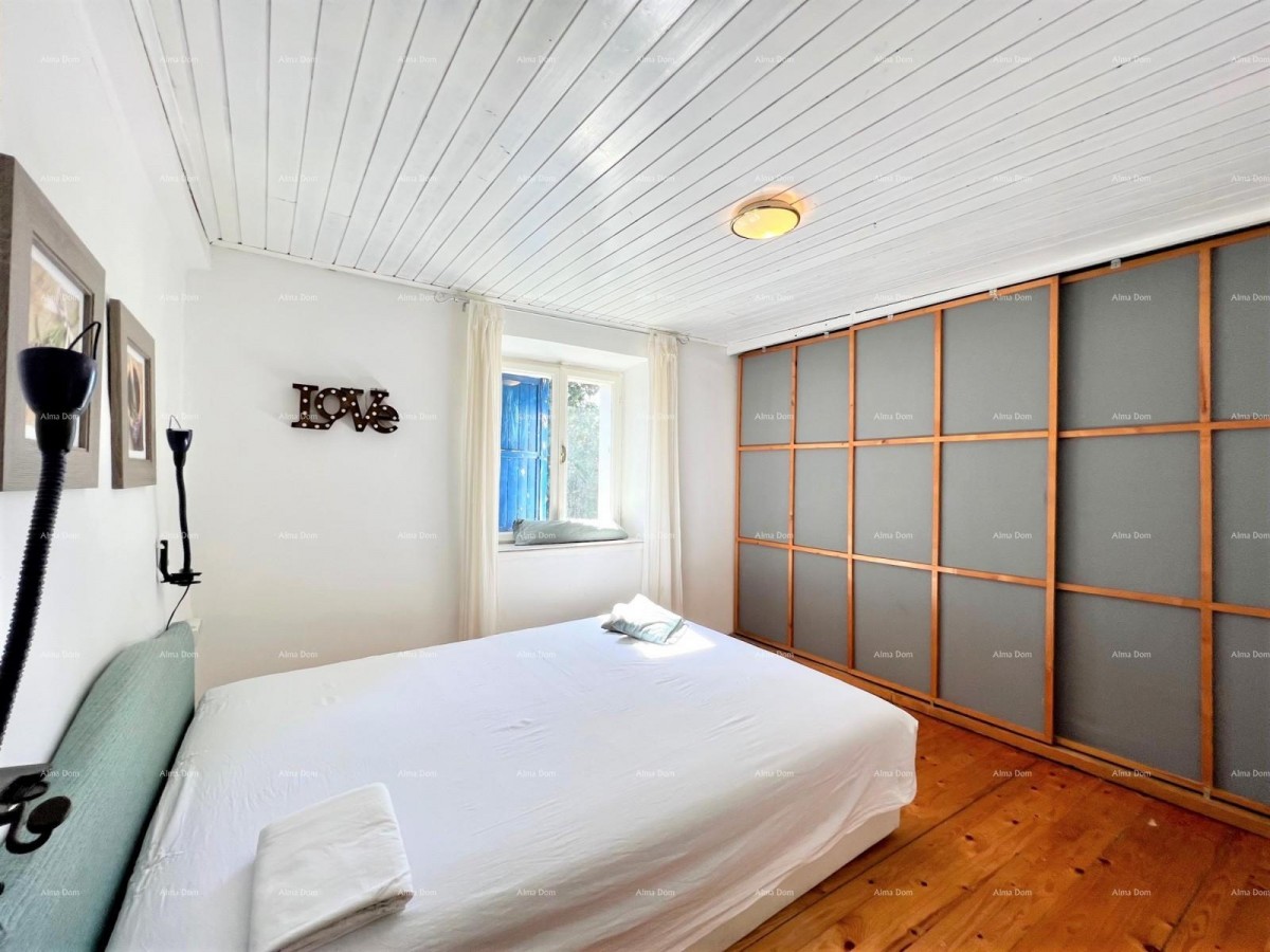 Продается квартира в центре Пулы с видом на собор и море. 9