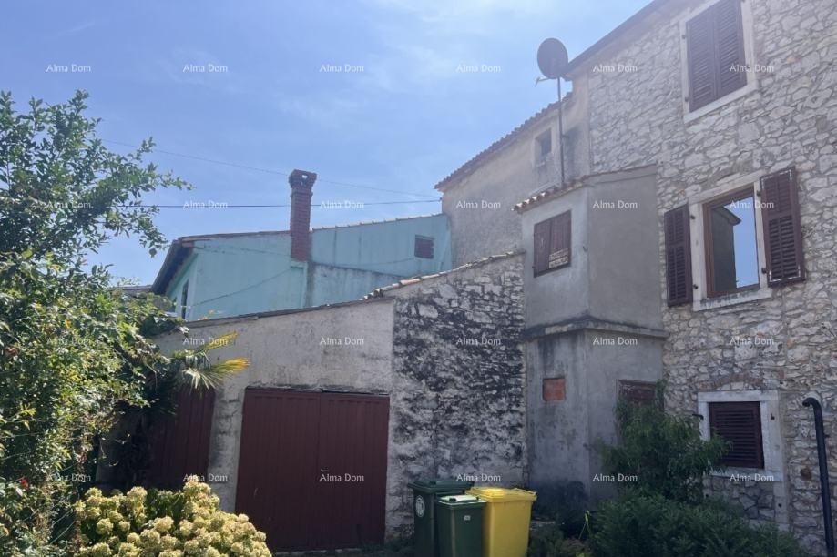 For Sale: Stone House for Renovation – Surroundings of Buje 4