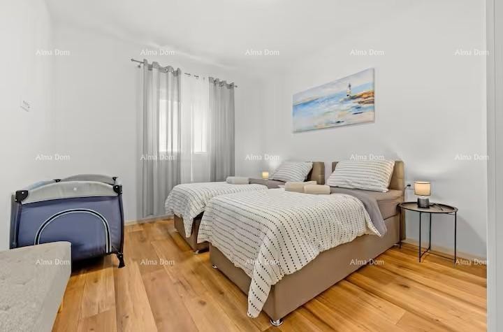 Помор. Нова самостојећа приземница с базеном. 20