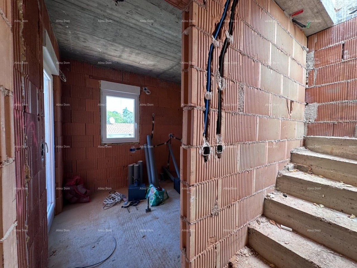 Umag.Продается сдвоенный дом на стадии черновой отделки 21